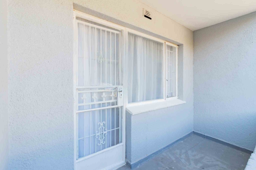 2 Bedroom Property for Sale in Woodstock Western Cape